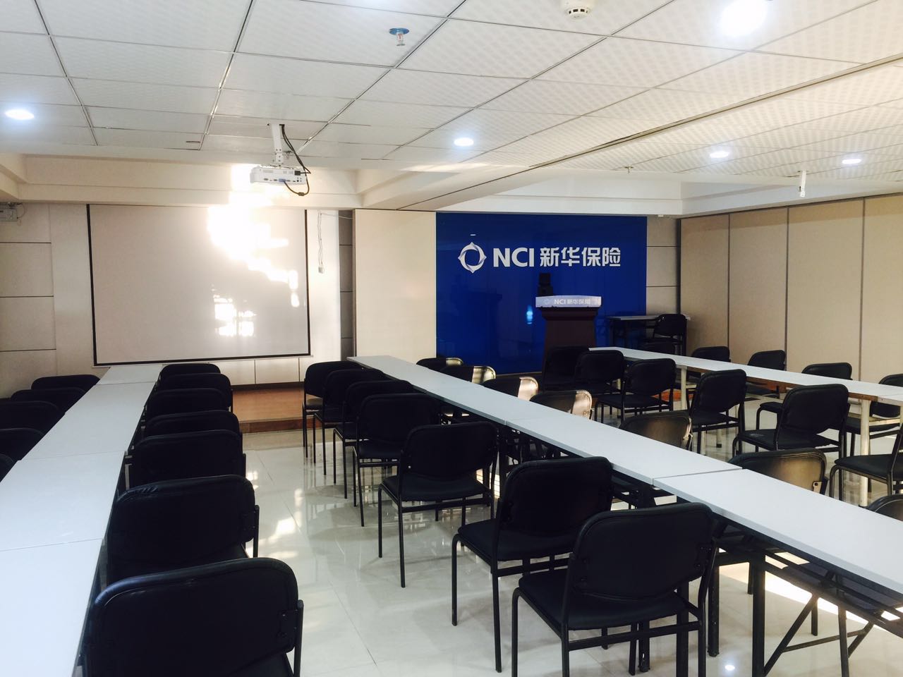 营业区职场多功能厅